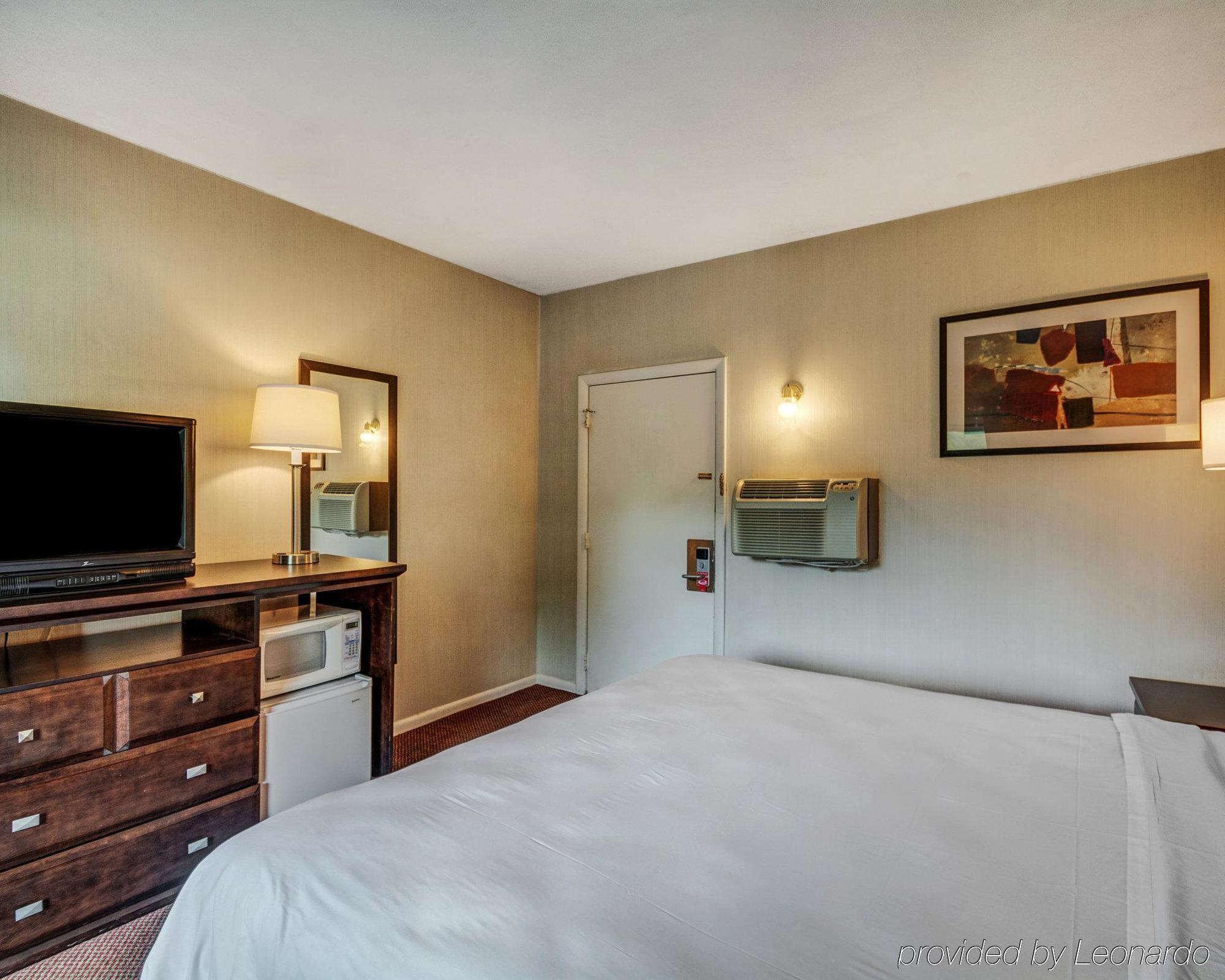 Econo Lodge Lee - Great Barrington Exterior foto